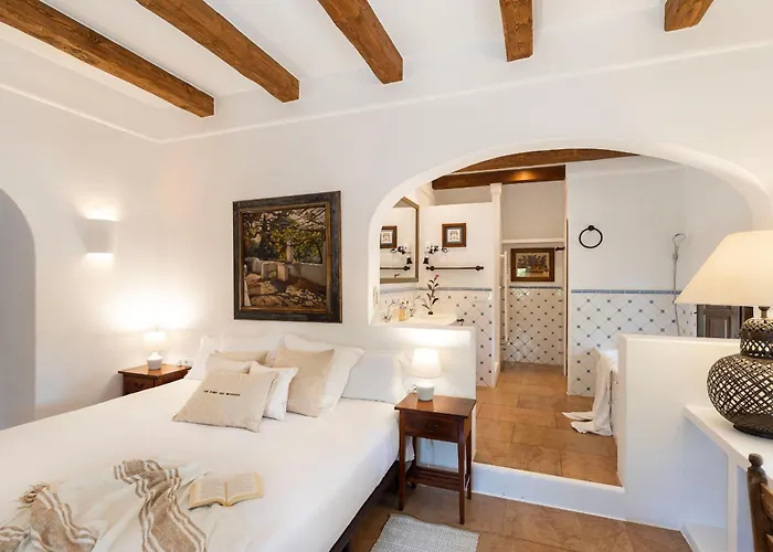 Vicent Rafal Villa Santa Eulalia del Río