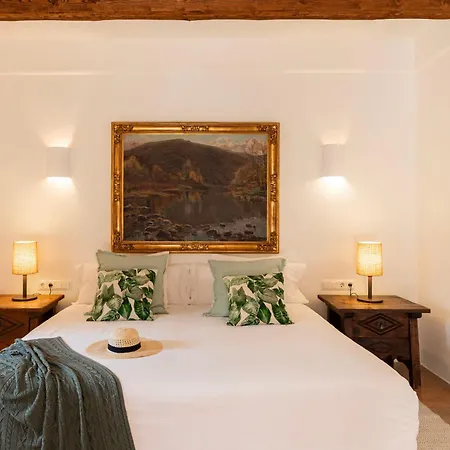 Willa Vicent Rafal *